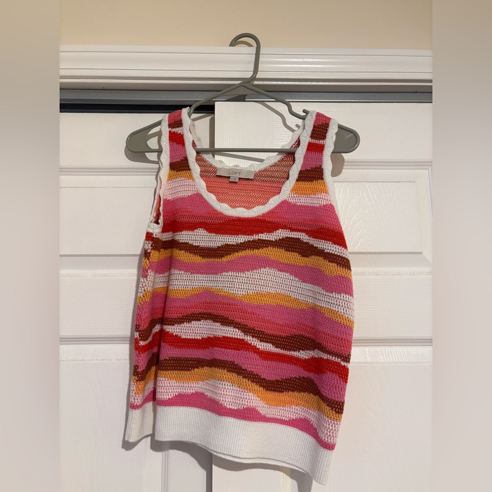 LOFT Colorful Wave Pattern Tank Top